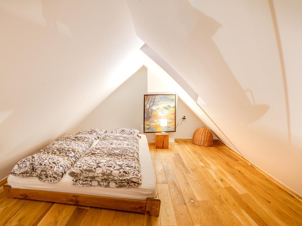 No.59 Apartment *